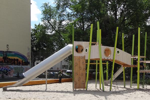 ERÖFFNUNG QUARTIERSPLATZ UND KLARA-FRANKE SPIELPLATZ
