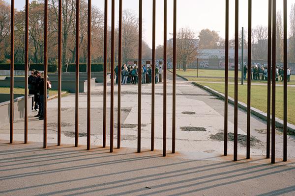 DER 5.000.000 STE BESUCHER DER STIFTUNG BERLINER MAUER